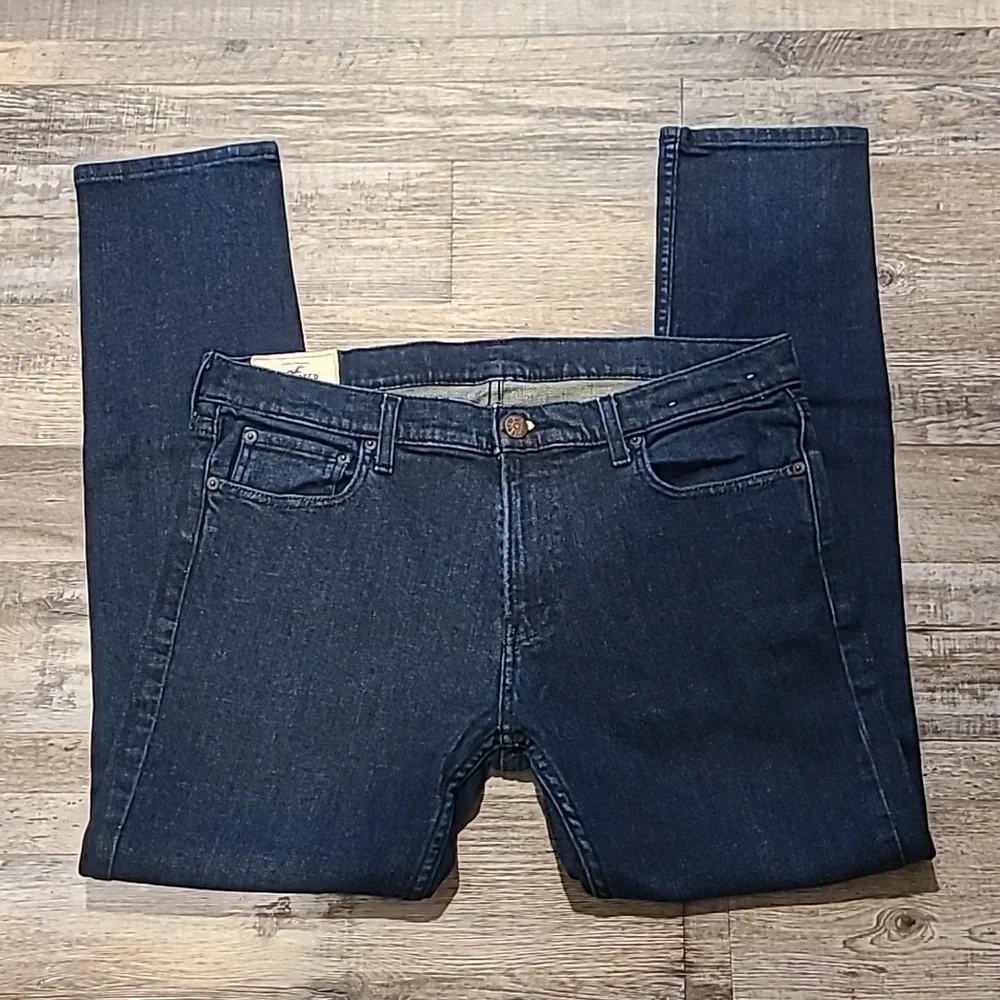Hollister Authentic Denim Jeans | Dark Wash | Size 36x32​